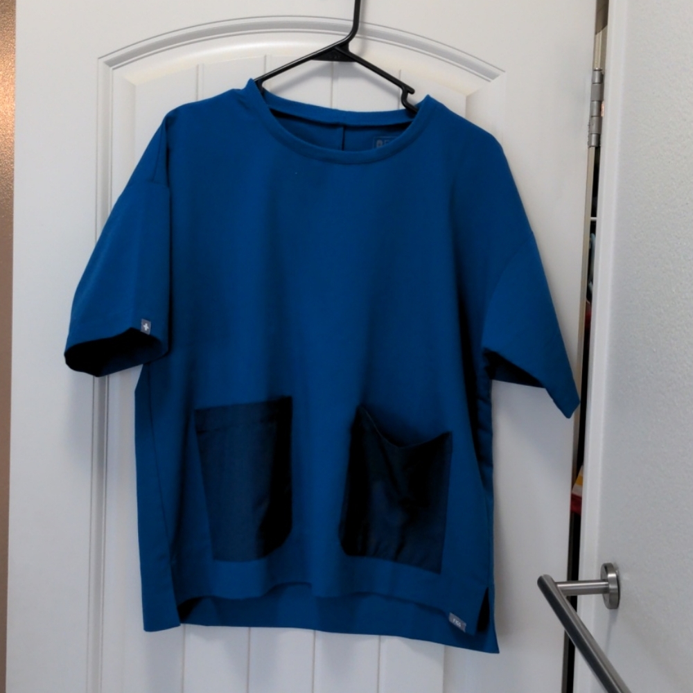 Figs limited edition oversized scrub top